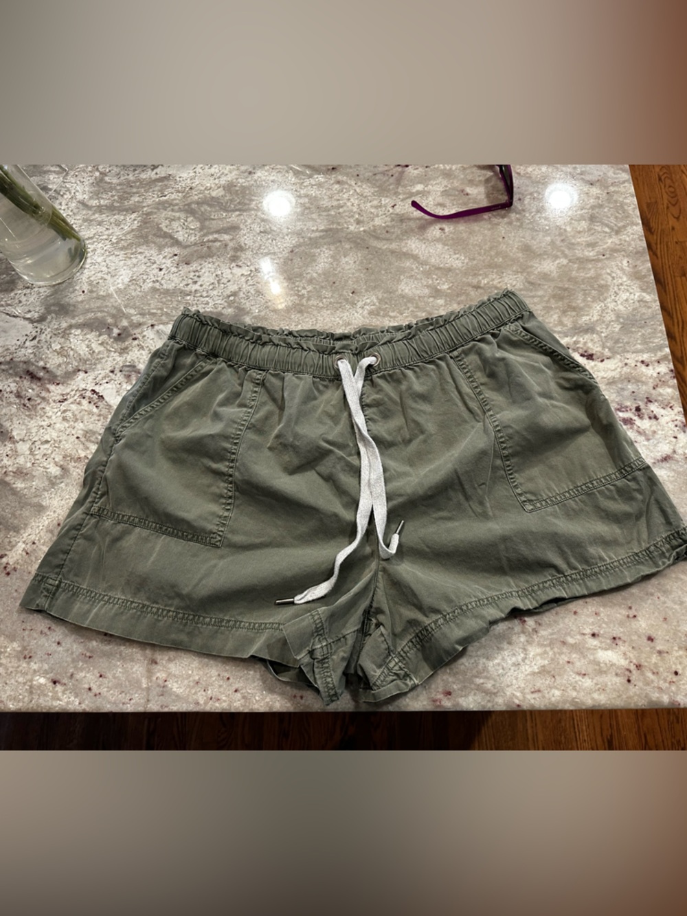 Aerie comfy shorts with drawstring army green XXL